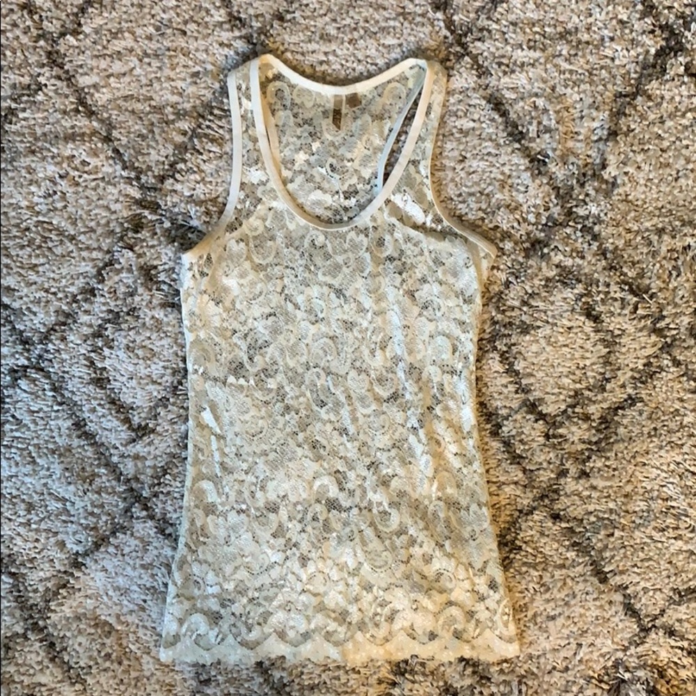 NWOT BUCKLE BKE IVORY LACE RACERBACK TANK TOP MED